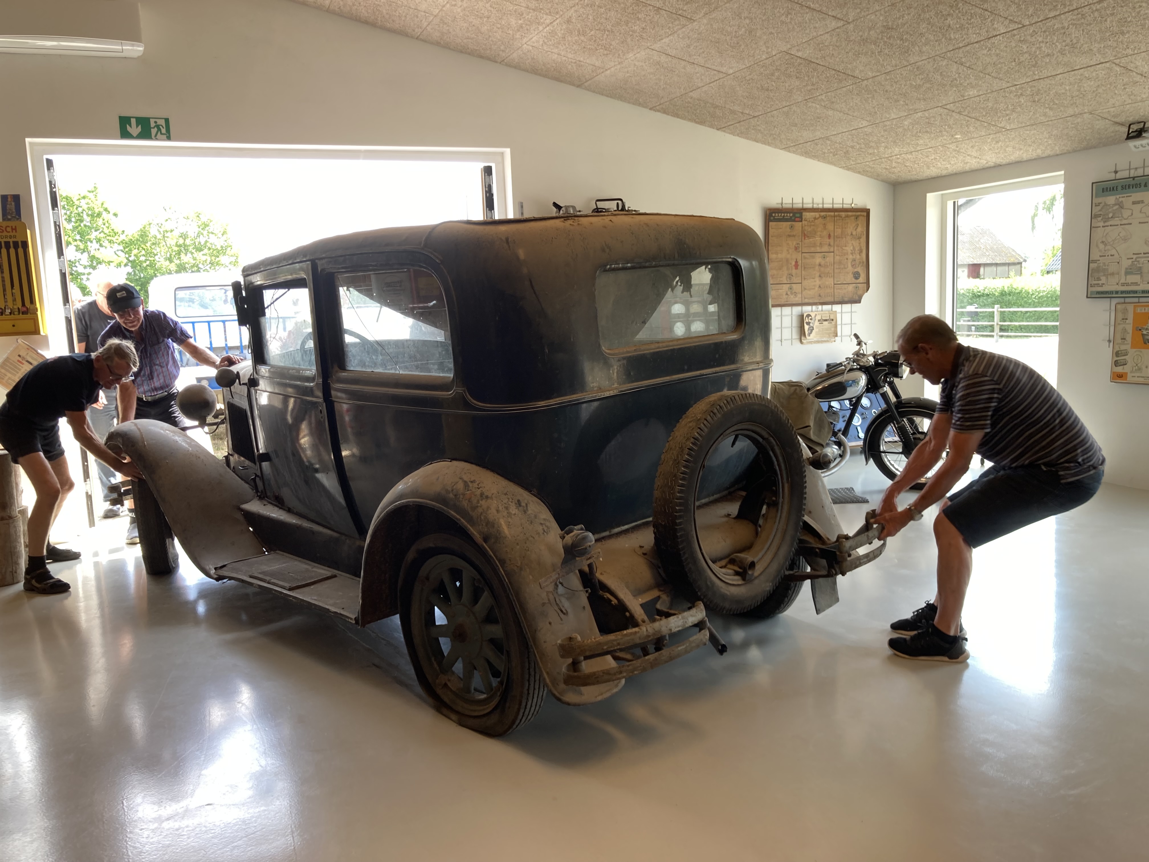 Nash skubbet ind på museet